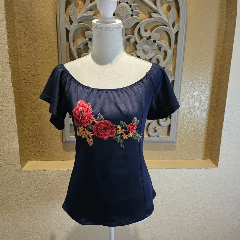 Love J Size L Navy  Embroidered Off Shoulder Boho  Festival Cottagecore Top - Picture 2 of 9